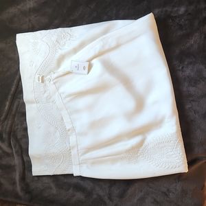 NWT Talbots silk embroidered skirt size 8 cream slit lined
